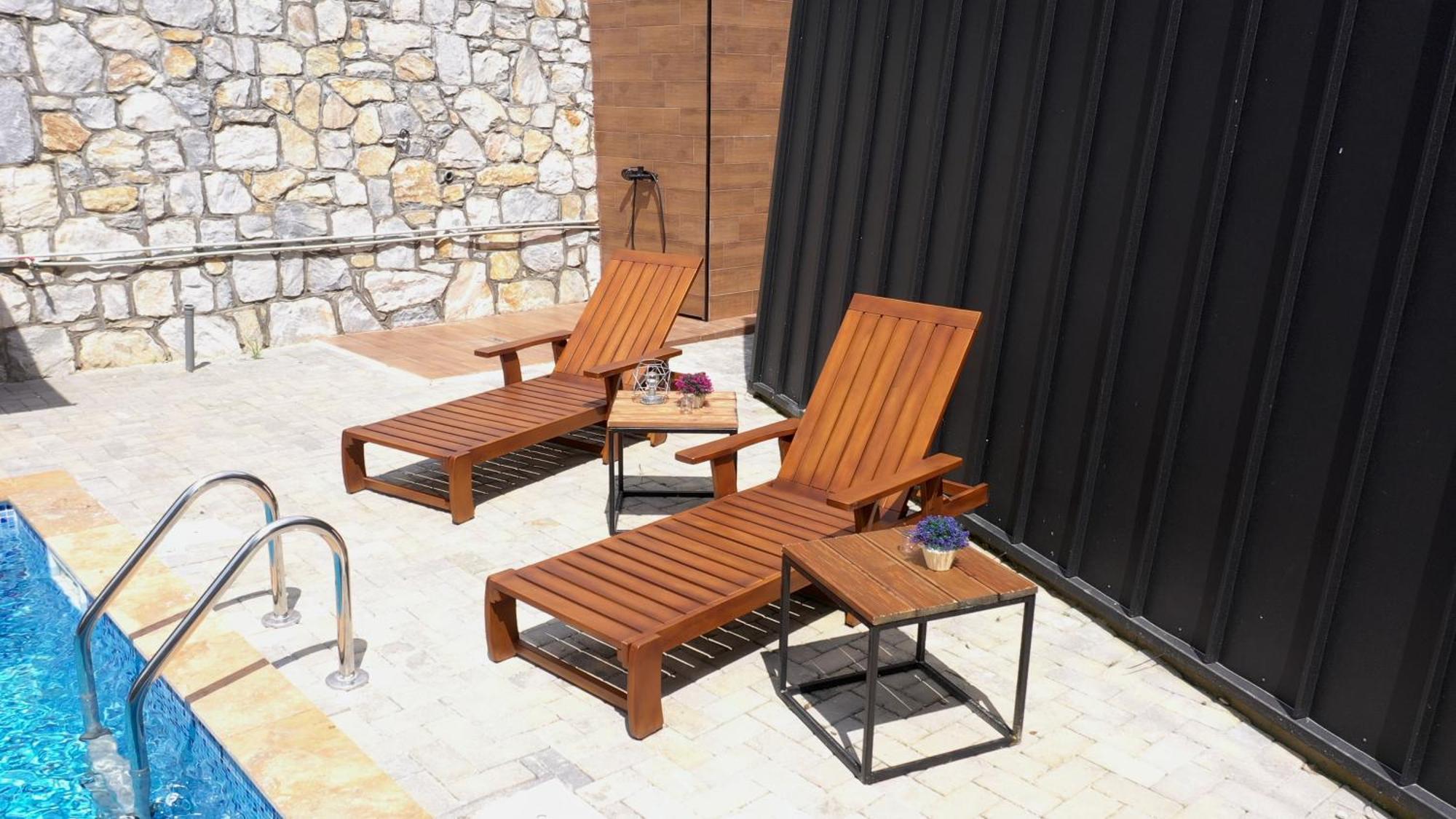 Blisku Do Gradot - Riverfront Luxury Cabins Skopje Exterior foto